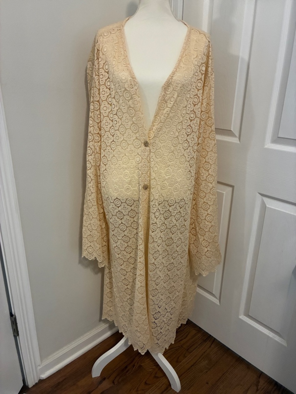 *Rare*Zelie for She Cream Lace Overlay Duster with Scalloped Trim